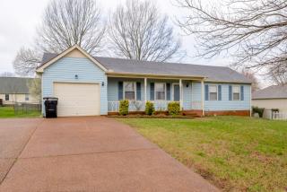 2437 Snyder Ct, Murfreesboro, TN 37129-6435