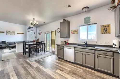 19312 58 Pl, Denver CO 80019-2027 exterior