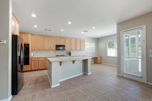 1430 Stanislaus Dr, Chula Vista CA  91913-1478 exterior