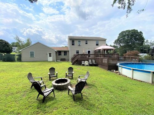196 Dara Dr, Colchester, CT 06415-1357