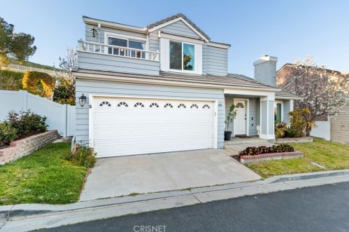 369 Algonquin Dr, Simi Valley, CA 93065-1686