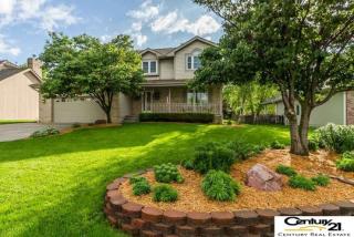 4832 163rd St, Omaha, NE 68135-1368