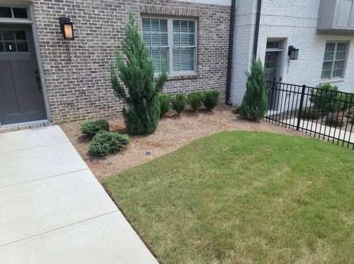 6081 Boylston Dr, Atlanta GA  30328-4102 exterior
