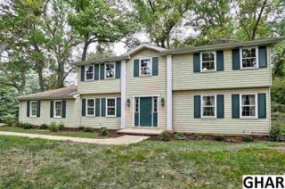 277 Brookwood Dr, York, PA 17403-4960