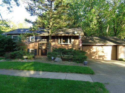 38 Chippewa Dr, Thornton, IL 60476-1129