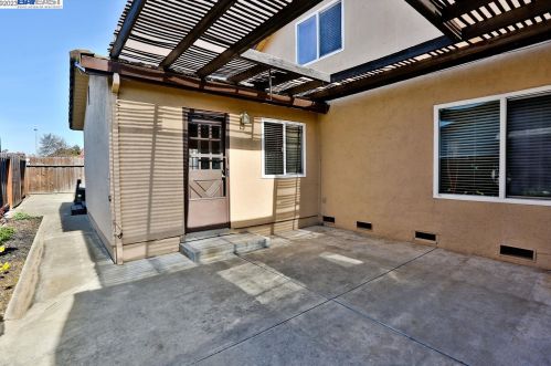 454 Humboldt Way, Livermore, CA 94551-1516