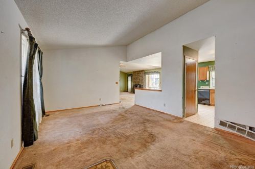 21666 Powers Pl, Aurora CO 80015-3372 exterior