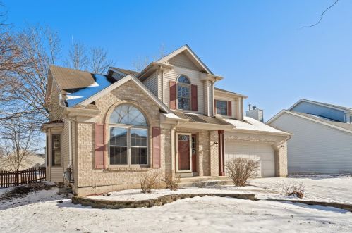1506 Brookfield Dr, Plainfield, IL 60586-7575