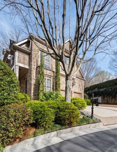 44 Conifer Park Ln, Atlanta, GA 30342-4302