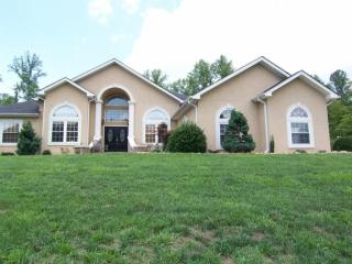 444 Wolf Valley Rd, Heiskell, TN 37754-3213