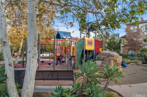 514 Melrose St, Anaheim CA  92805-4710 exterior