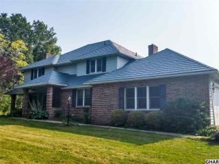 918 Petersburg Rd, Carlisle, PA 17015-9211