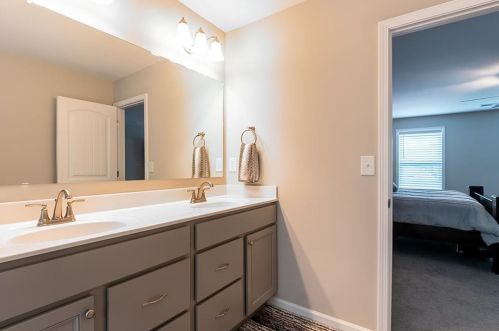 105 Greenbrier Way, Holly Springs GA  30114-5743 exterior