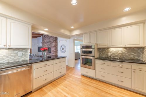 5028 Ramsdell Ave, Glendale CA 91214-1962 exterior