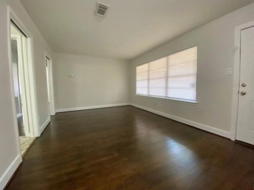 913 Wimberly St, Angleton TX  77515-3555 exterior