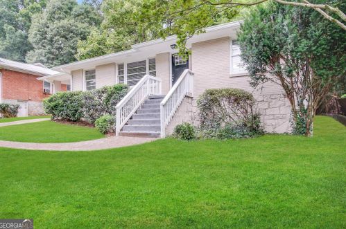 2425 Hanford Dr, Atlanta GA  30315-7104 exterior