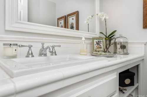 16 Chenile, Irvine CA  92614-7528 exterior