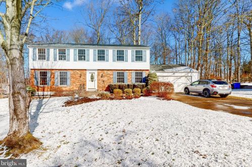 10300 Wayover Way, Columbia, MD 21046-1338