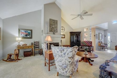 800 Arbor Forest Pl, Marietta, GA 30064-2864