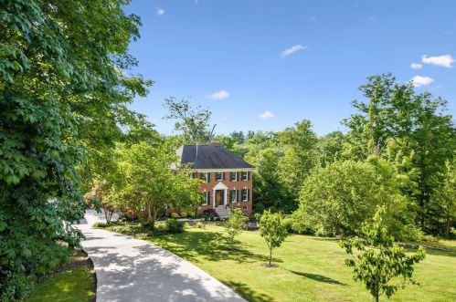 8554 Eagles Walk Ln, Cincinnati, OH 45255-5614