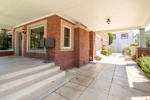 512 Bush St, Anaheim CA  92805-2116 exterior