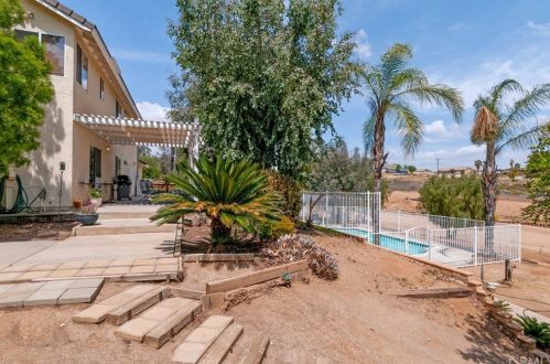 17216 Gamble Ave, Riverside CA  92504-9149 exterior