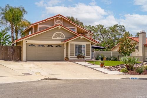22805 Supa Ct, Wildomar, CA 92595-9026