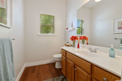 638 75, Lindon UT 84042-1336 exterior