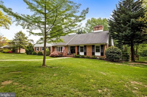 235 Hemlock Ln, Aberdeen, MD 21001-2404