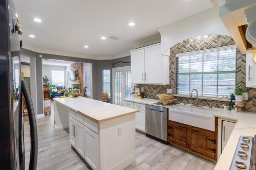 7567 Arcadia Trl, Fort Worth TX  76137-3577 exterior