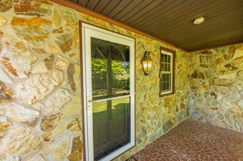 121 Kennesaw Dr, Thomaston, GA 30286-4644