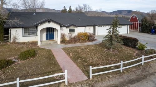19801 Breeze Pl, Tehachapi, CA 93561-8251