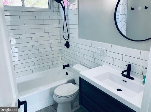 2233 Luzerne Ave, Silver Spring MD 20910-2135 exterior