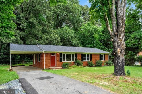 8494 Dahlgren Rd, Owens, VA 22485-3502