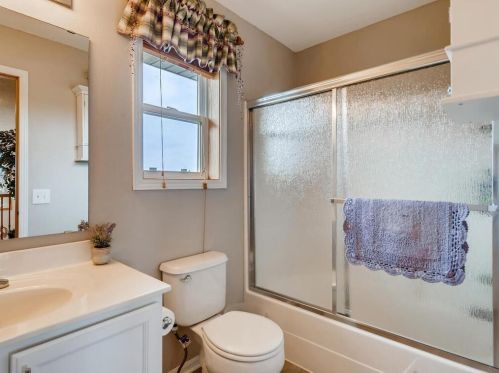 8028 Greenbriar Ln, Saint Paul MN  55125-8472 exterior