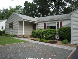 15 Dalewood Rd, Hartford, CT 06111-2525