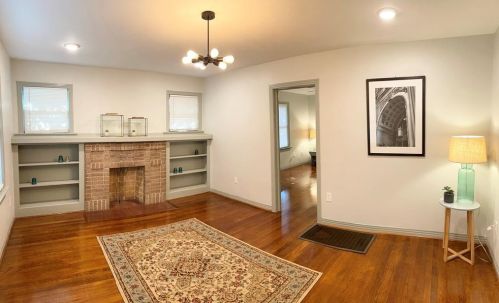 2732 Catherine St, Dallas TX  75211-5221 exterior