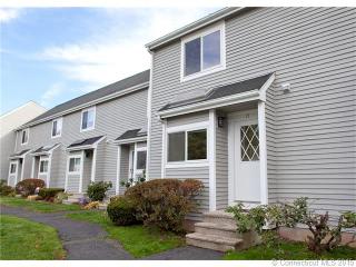 17 Hilltop Dr, Simsbury, CT 06089-9646