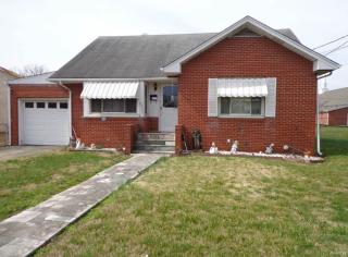 820 Cambridge Ave, Elizabethton, TN 37643-2012