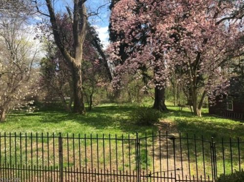 1069 Canal Rd, Princeton NJ  08540-8434 exterior