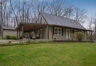 3210 Lost Mans Ln, Blmgtn IN  47404-9298 exterior