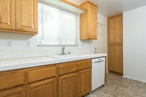 2373 Heather St, Simi Valley CA 93065-2618 exterior