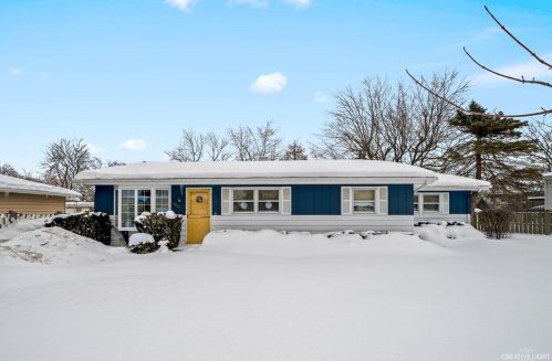 5821 Sunrise Ave, Willowbrook, IL 60514-1725