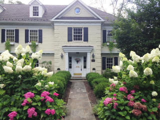26 Dellwood Pkwy, Madison, NJ 07940-2743