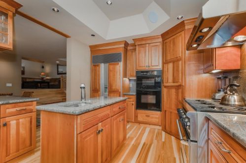 14005 Swiss Ln, Truckee CA  96161-7129 exterior