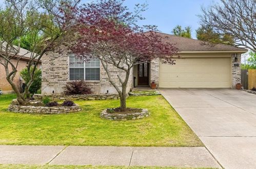 1010 Silverstone Ln, Cedar Park, TX 78613-7116