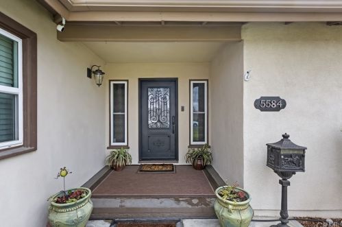 5584 Tower Rd, Riverside, CA 92506-1000