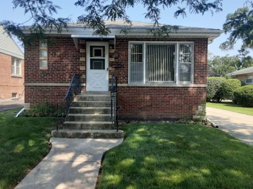 1923 Herbert Ave, Melrose Park, IL 60163-1530