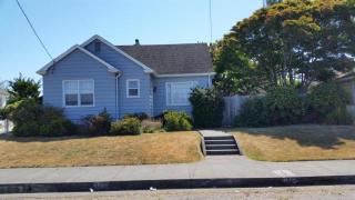 3227 K St, Eureka, CA 95503-5442