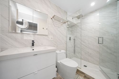 8830 Elmore St, Niles IL 60714-2413 exterior